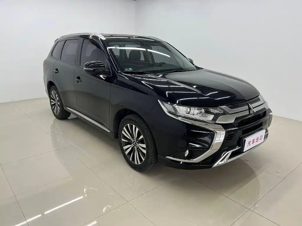 Mitsubishi Outlander 2022