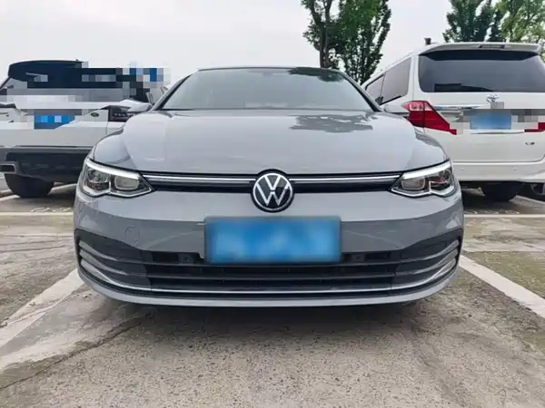 Volkswagen Golf 2022