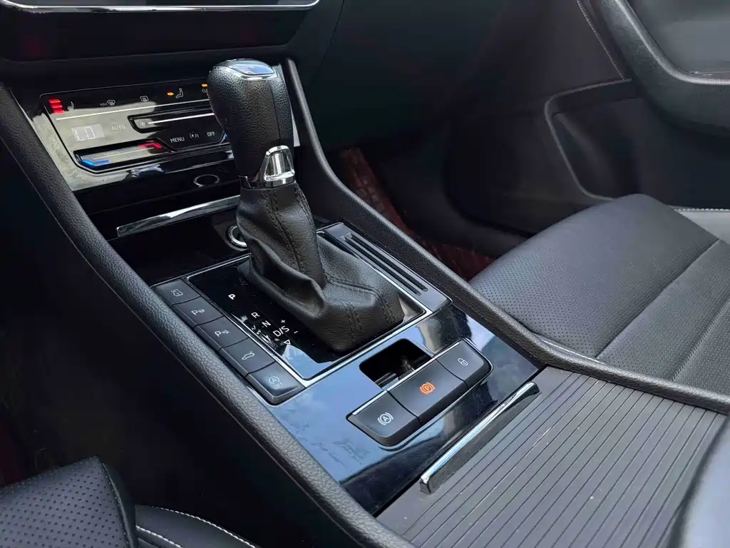Skoda Speedy 2023 — фото 13
