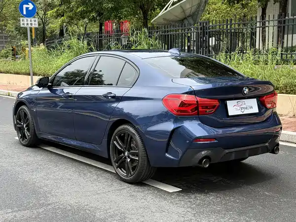 BMW 1 Series 2021