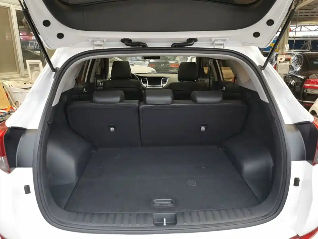 Hyundai Tucson 2018 — фото 19
