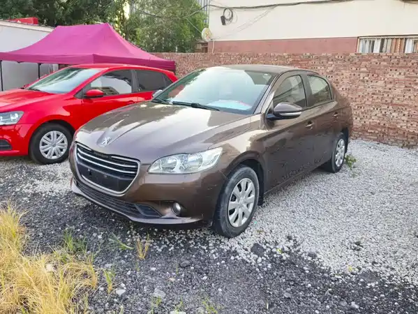 Peugeot 301 2015