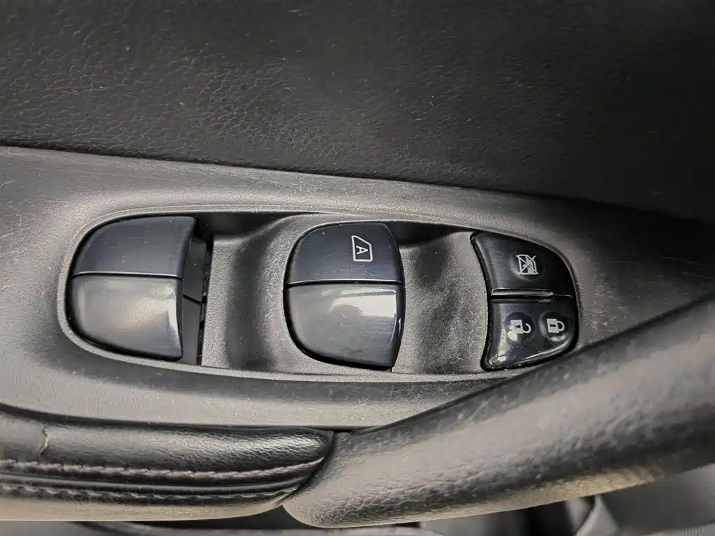 Nissan X-Trail 2020 — фото 9