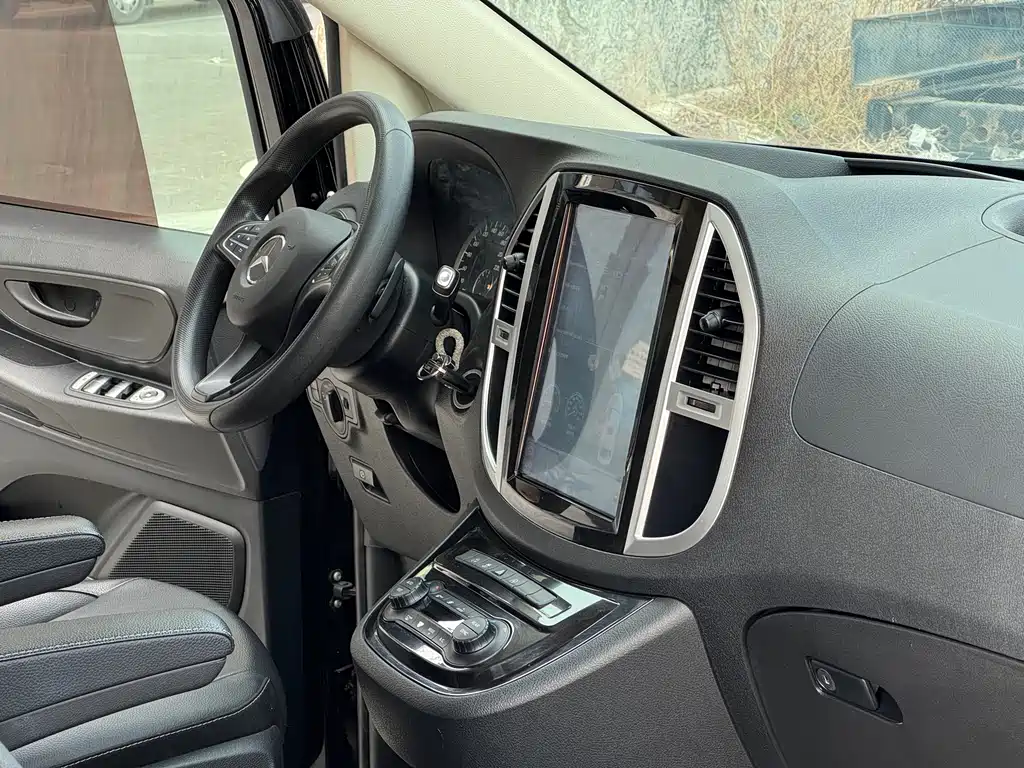 Mercedes-Benz Vito 2019 — фото 10