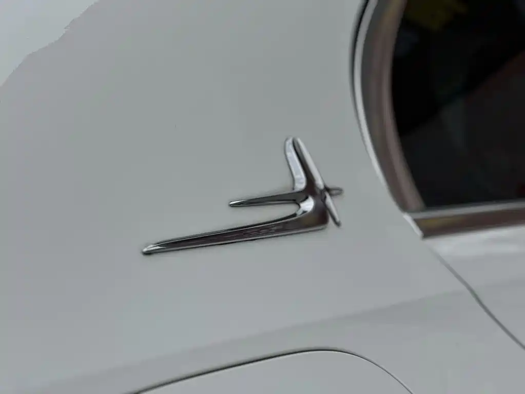 Mercedes-Benz C-Class 2023 — фото 16