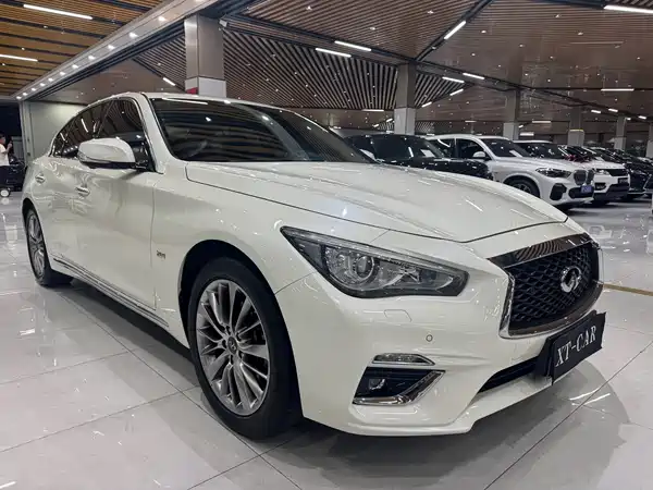 Infiniti Q50L 2018
