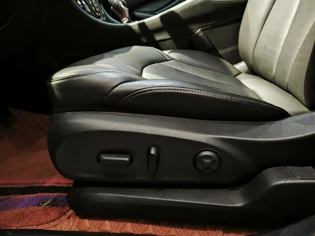 Buick Envision Plus 2020 — фото 23
