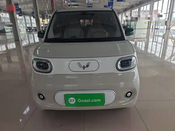 Wuling Hongguang MINIEV 2025