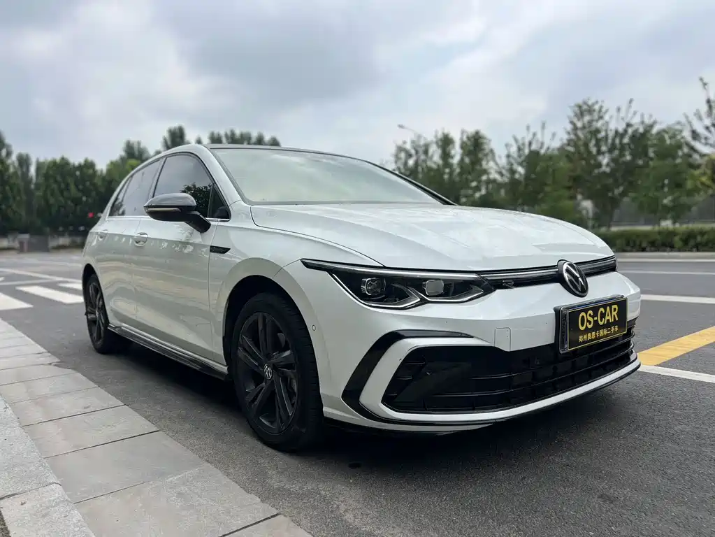 Volkswagen Golf 2022