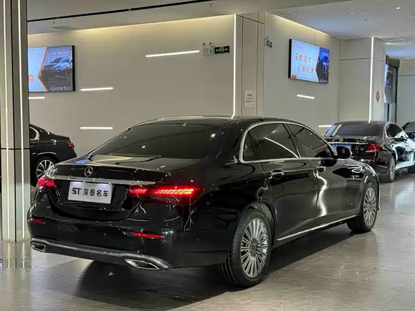 Mercedes-Benz E-Class 2023