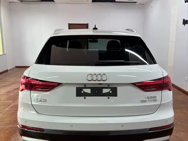 Audi Q3 2022