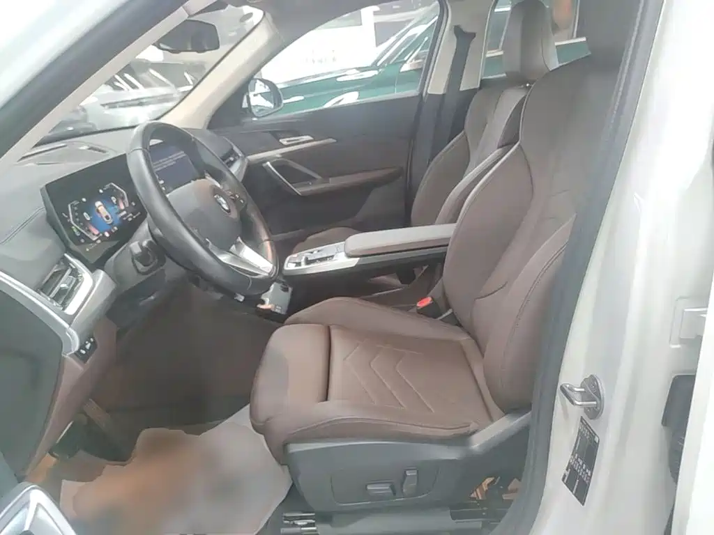 BMW X2 2025 — фото 15