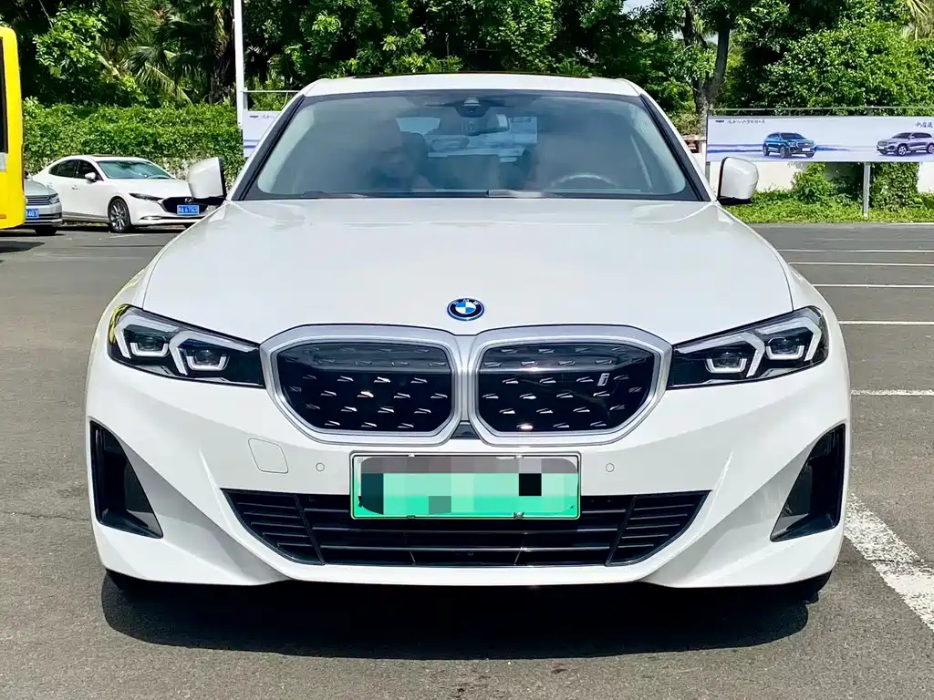 BMW i3 2023