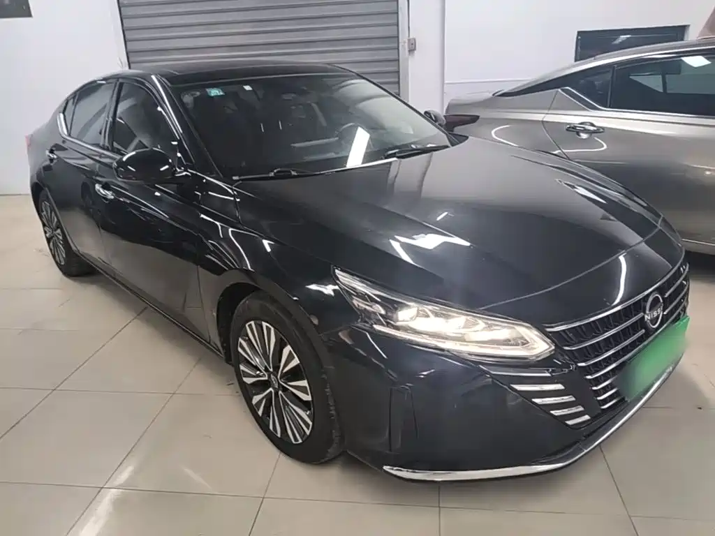 Nissan Teana 2023