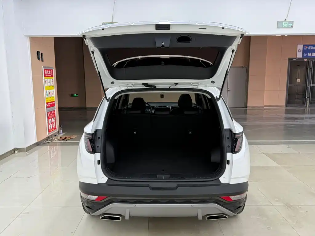 Hyundai Tucson 2021 — фото 19