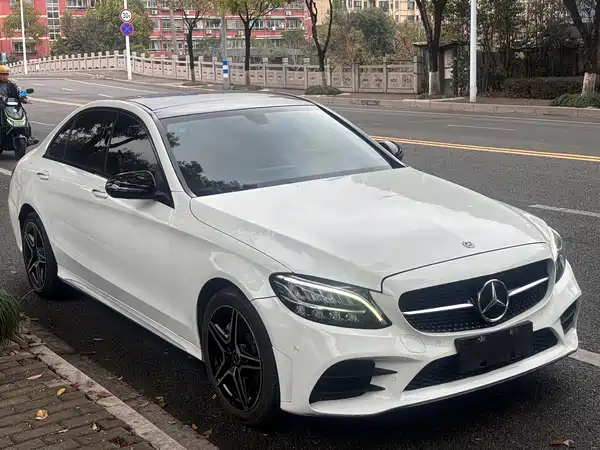 Mercedes-Benz C-Class 2021