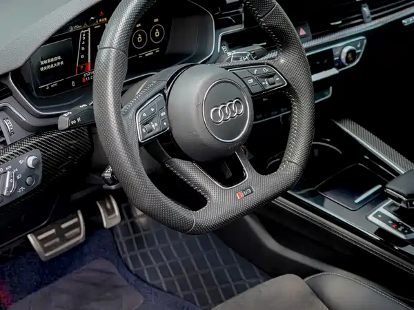 Audi RS 5 2021