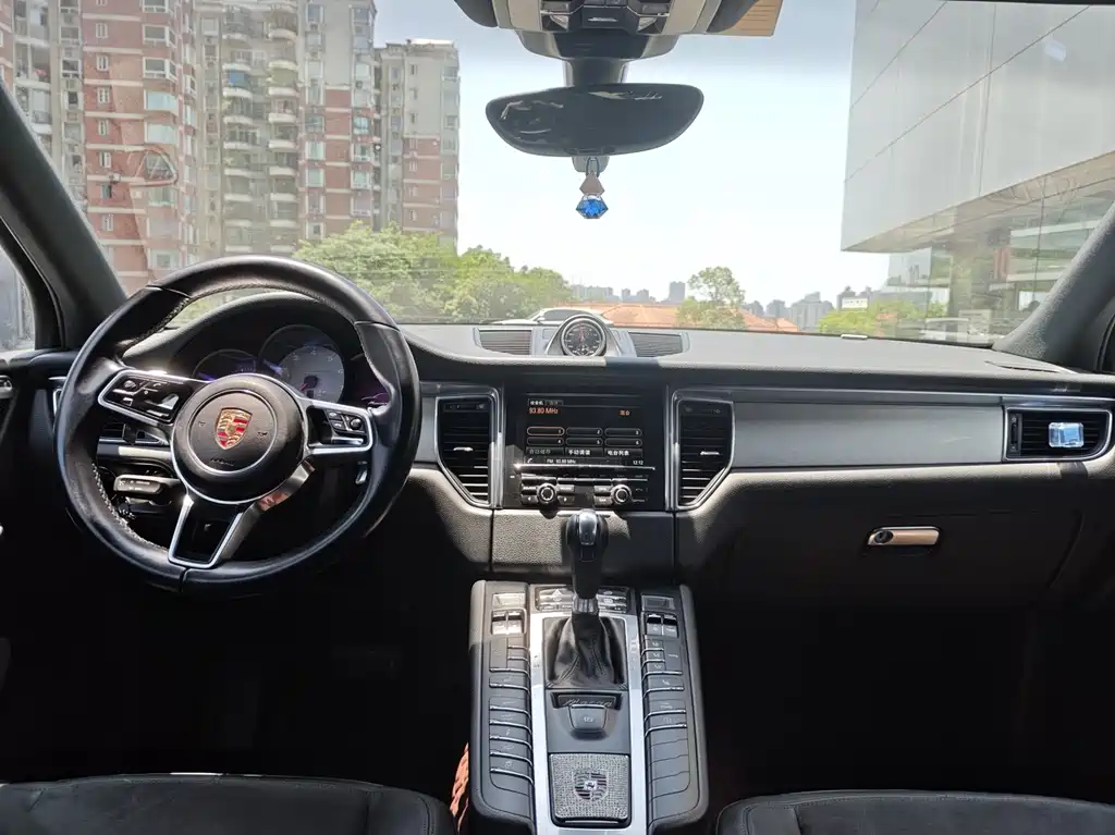 Porsche Macan 2015