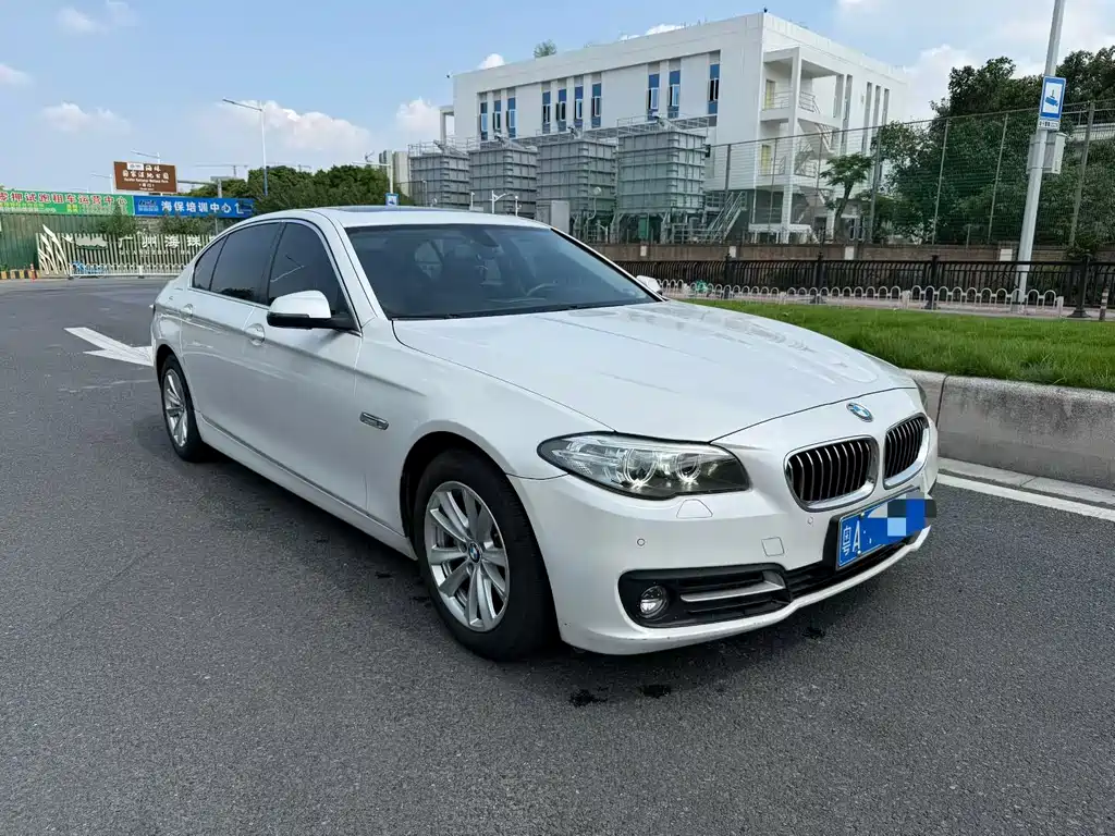 BMW 5 Series 2016