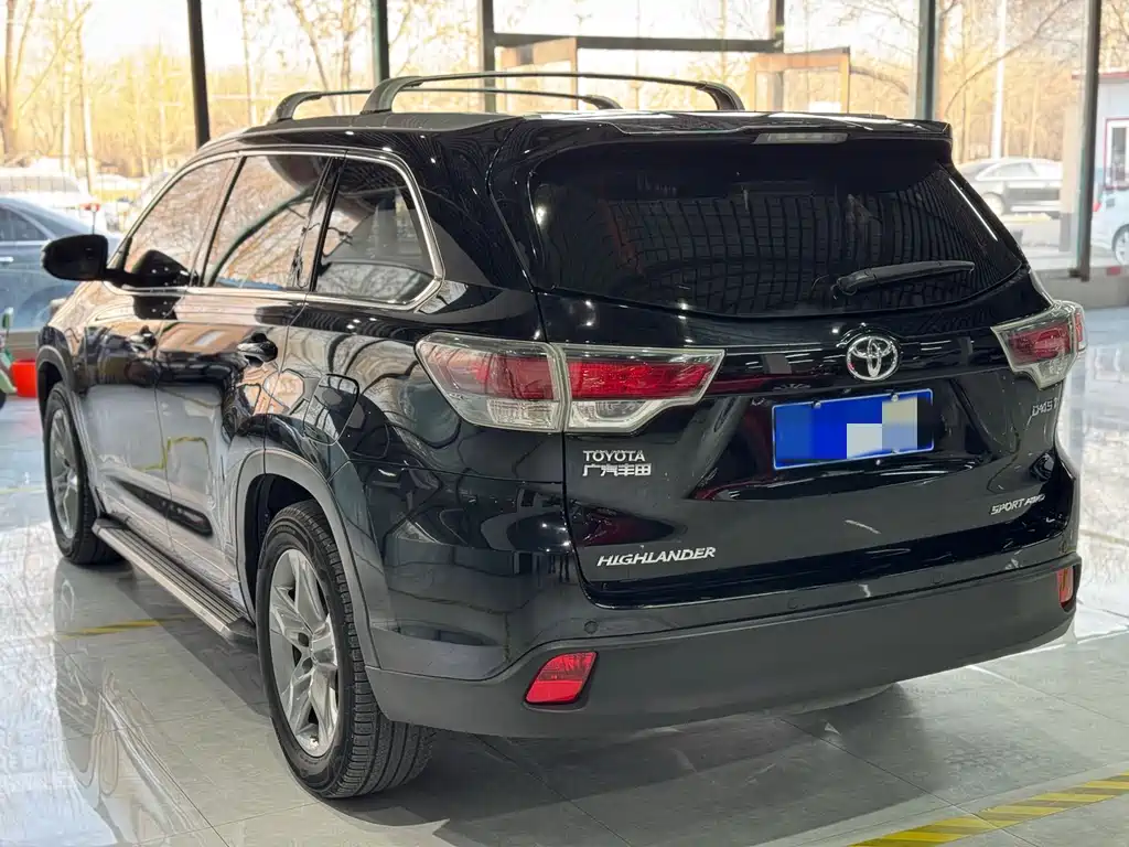 Toyota Highlander 2017 — фото 4