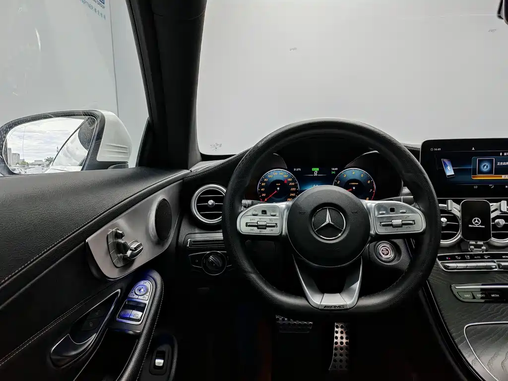 Mercedes-Benz C-Class 2019 — фото 9