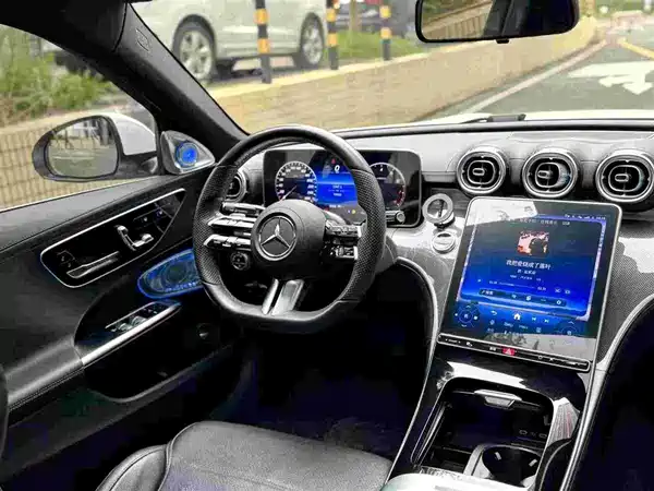 Mercedes-Benz C-Class 2022