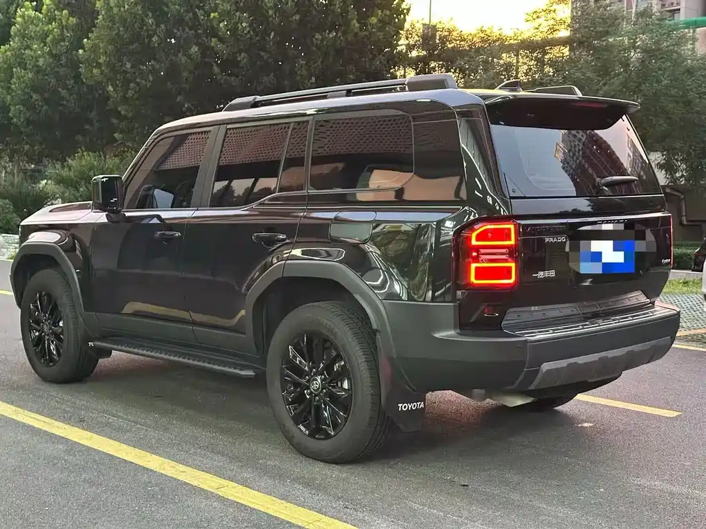 Toyota Prado 2025