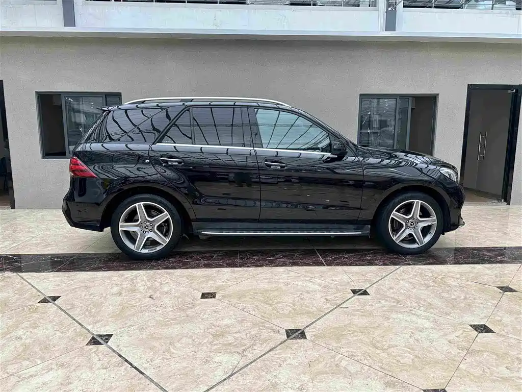 Mercedes-Benz GLE 2019