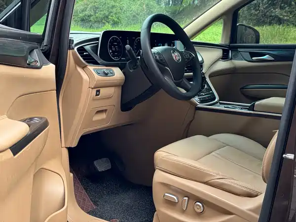 Buick GL8 2021