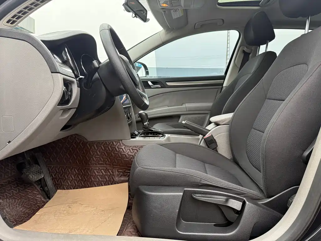 Skoda Superb 2015 — фото 15