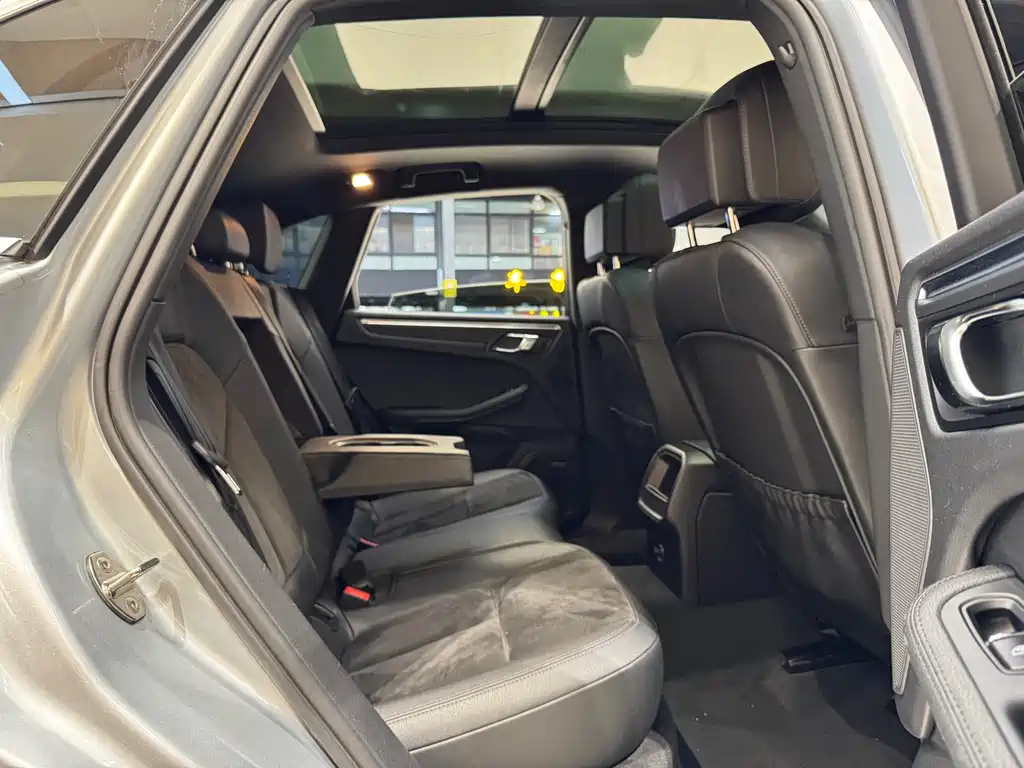 Porsche Macan 2015 — фото 13