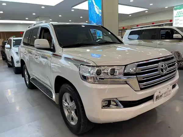 Toyota Land Cruiser 2016
