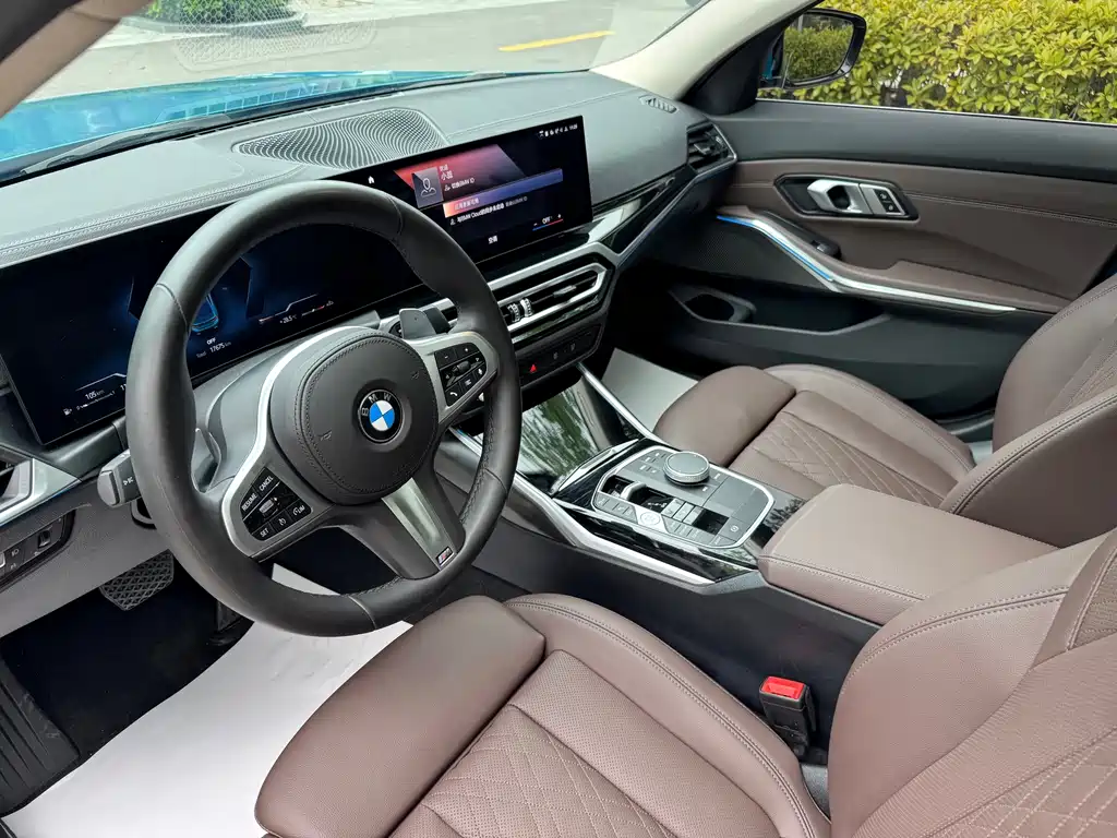 BMW 3 Series 2023 — фото 13