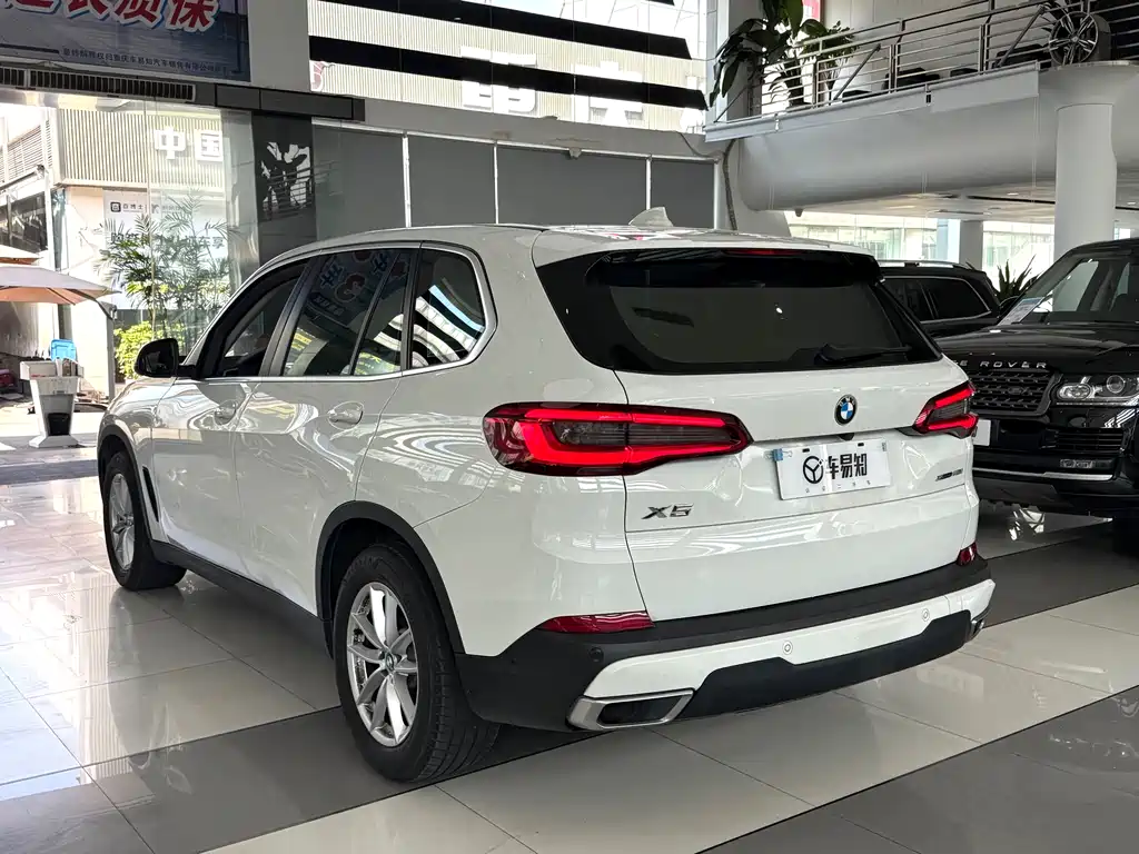 BMW X5 2019 — фото 19