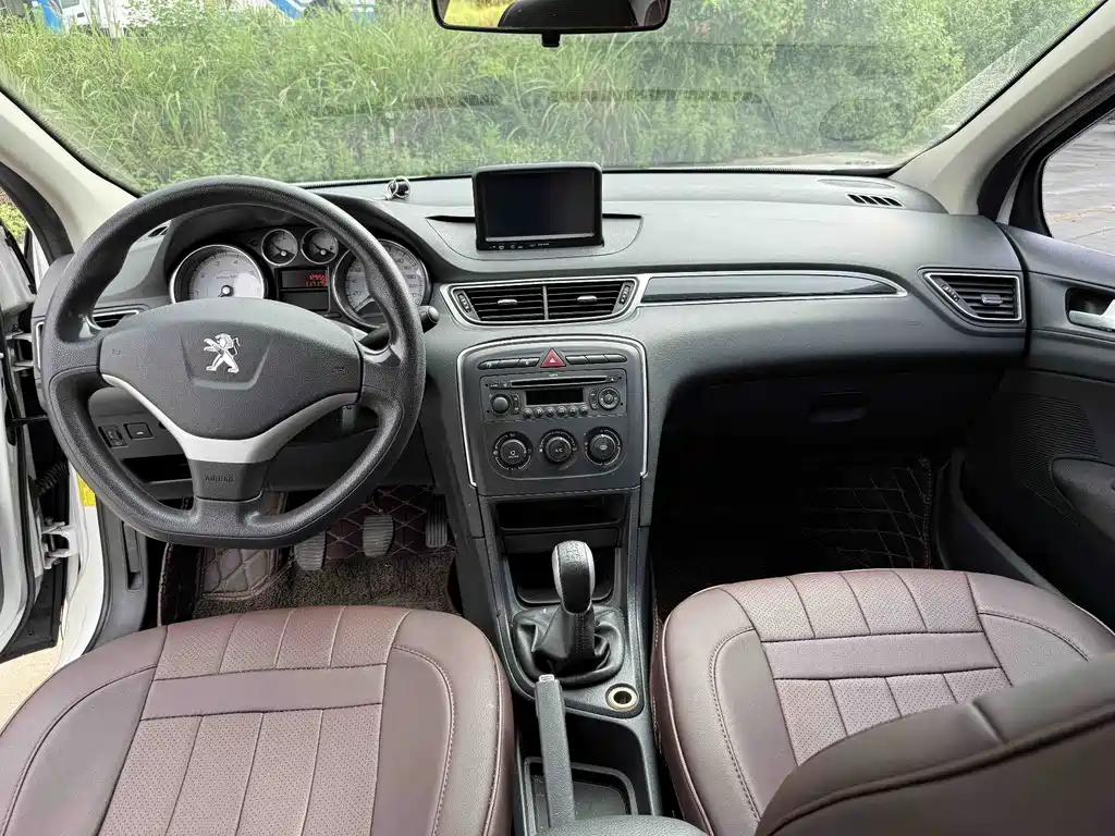 Peugeot 308 2014