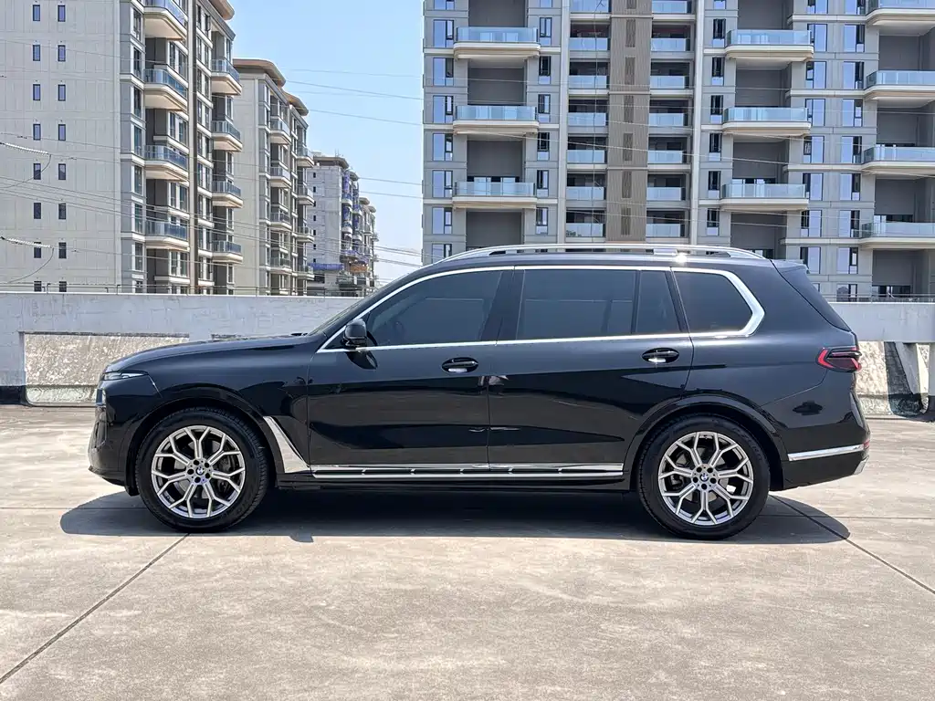 BMW X7 2023 — фото 4