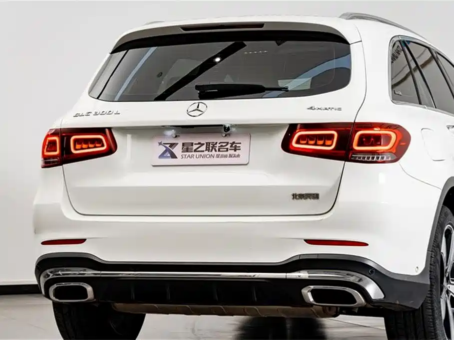 Mercedes-Benz GLC 2022 — фото 8