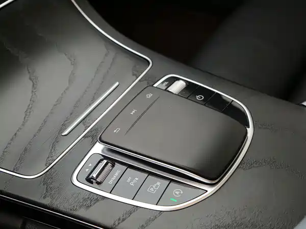 Mercedes-Benz C-Class 2019