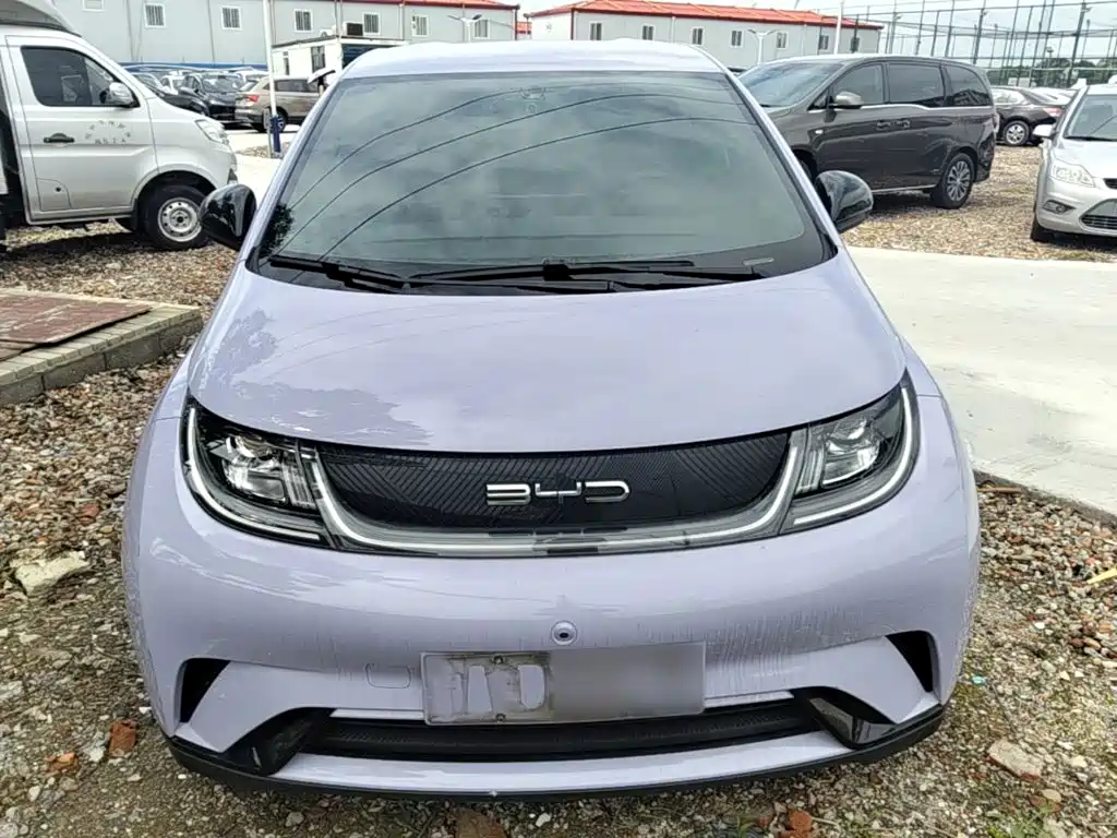 BYD Dolphin 2023