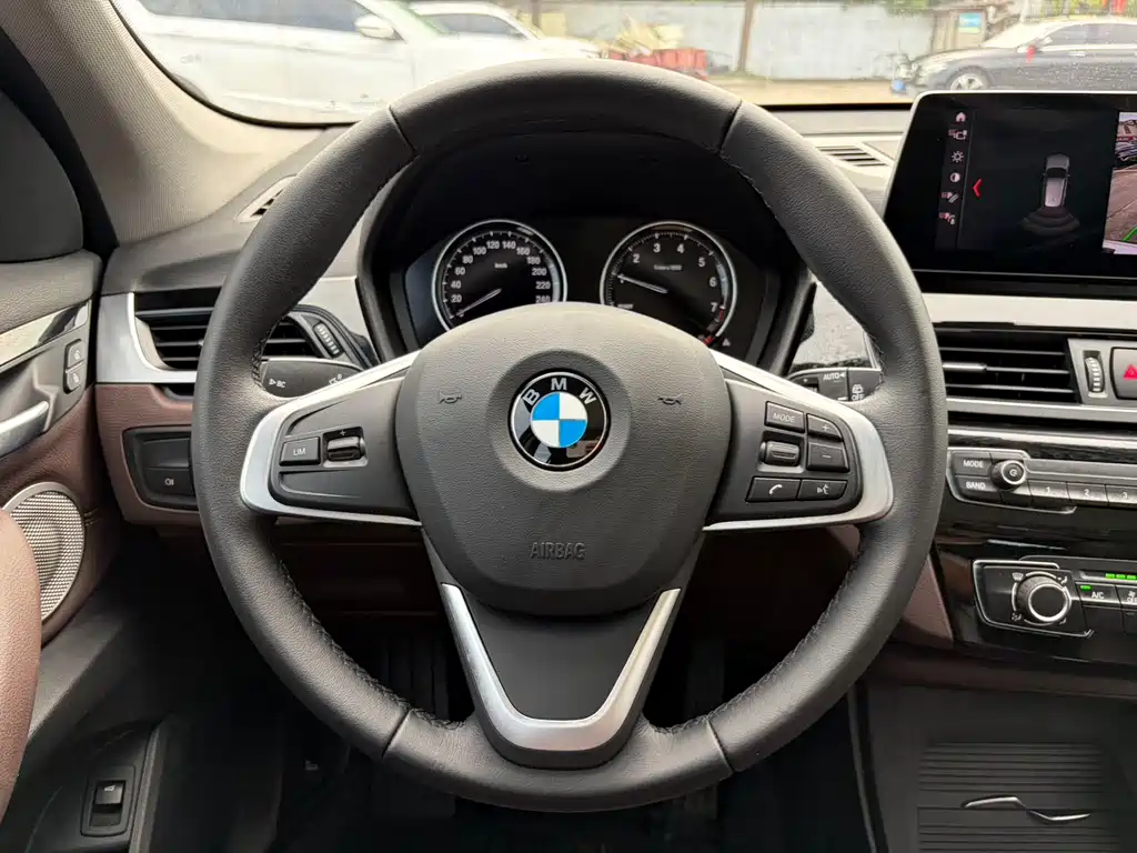 BMW X1 2020 — фото 14