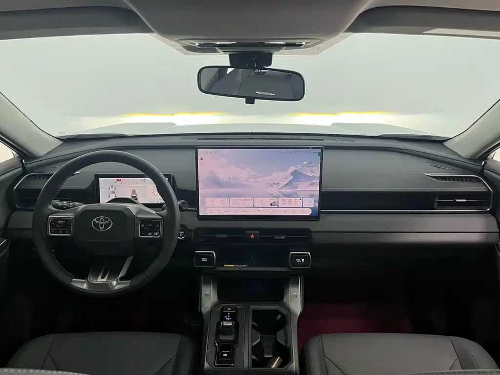 Toyota RAV4 2026