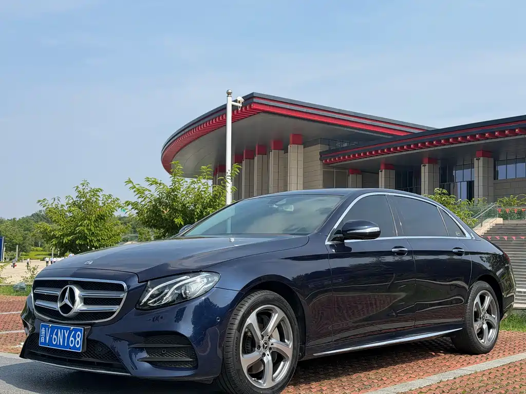 Mercedes-Benz E-Class 2019 — фото 1