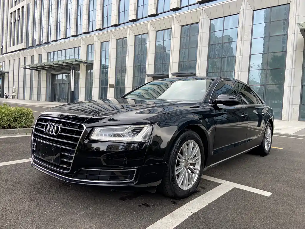 Audi A8 2015