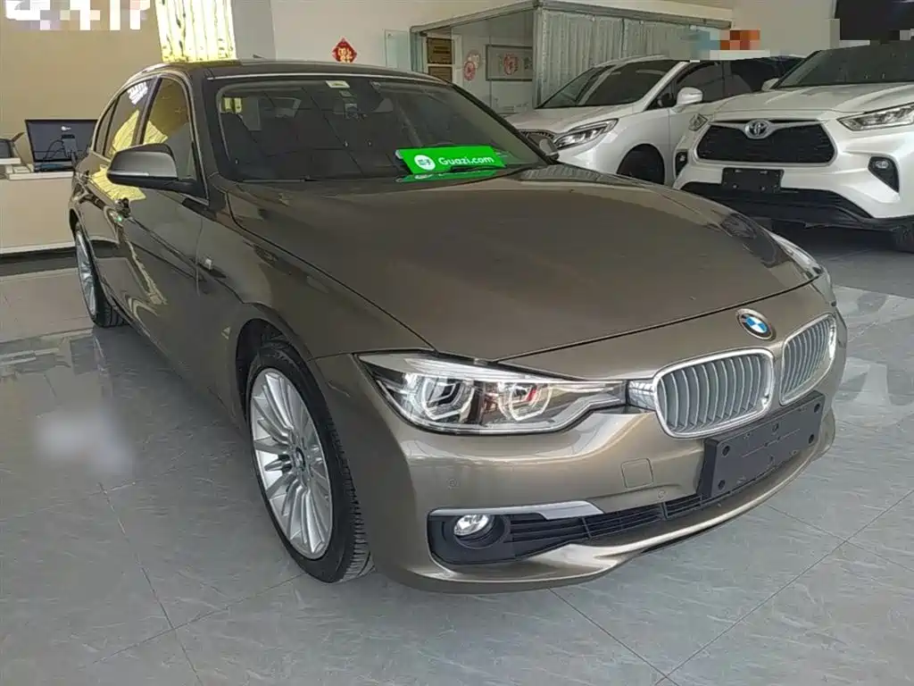 BMW 3 Series 2018 — фото 4