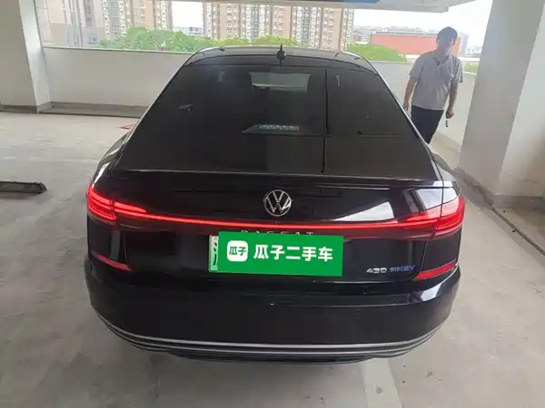 Volkswagen Passat Plug-In Hybrid 2022