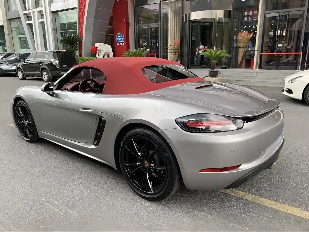 Porsche 718 2023 — фото 2