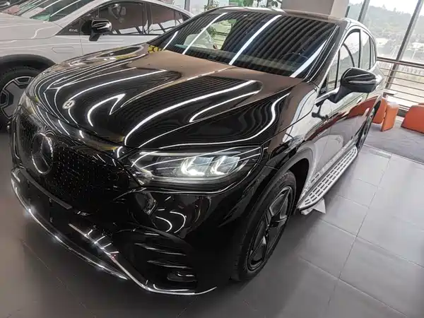 Mercedes-Benz EQE SUV 2024