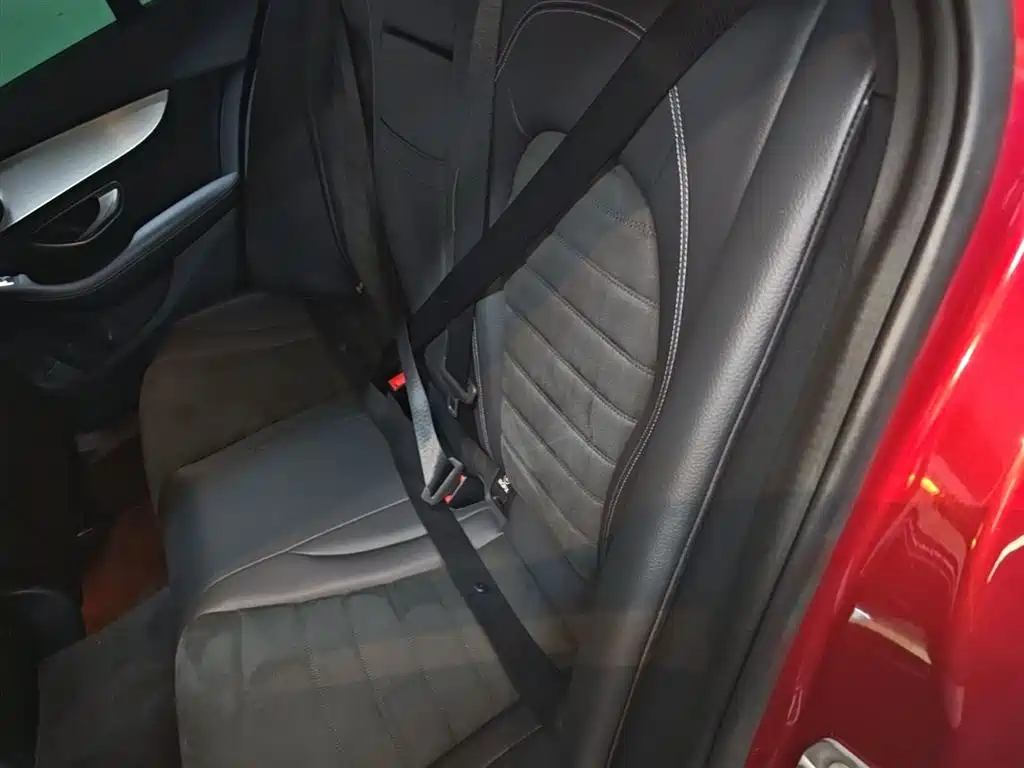 Mercedes-Benz C-Class 2018 — фото 17