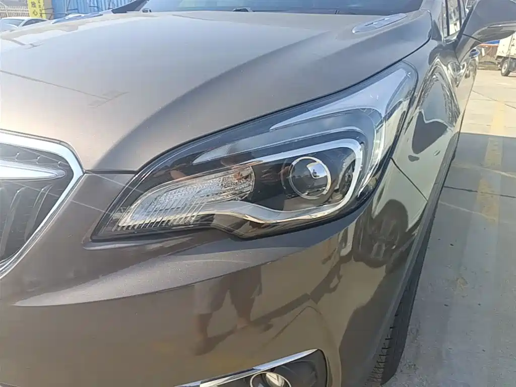Buick Envision Plus 2018 — фото 24