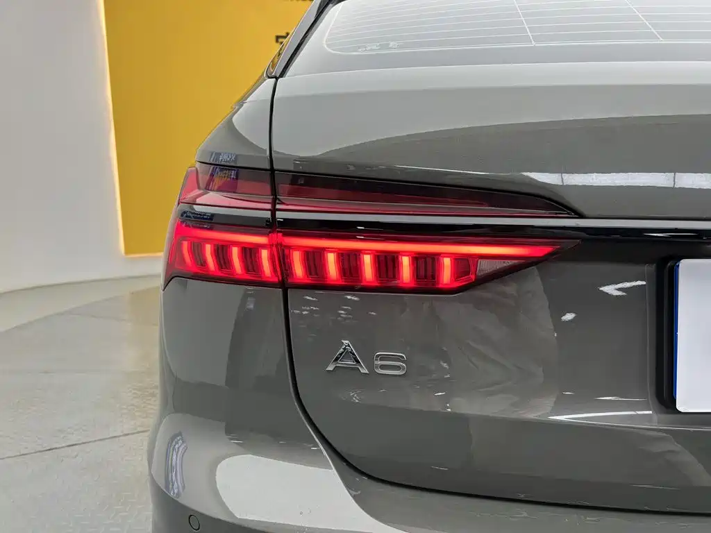 Audi A6 2024 — фото 9